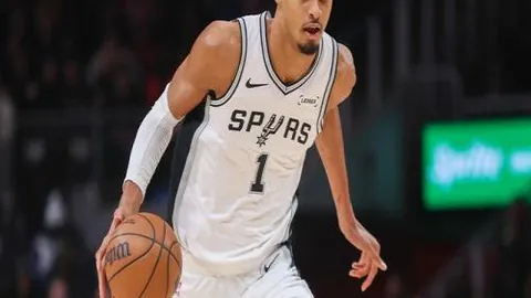 曼联高层动荡：滕哈赫辞职引发巨额损失疑团